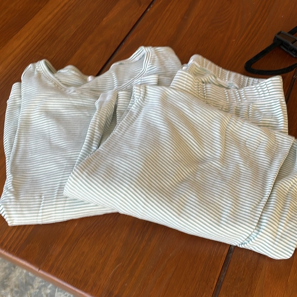 Lake long sleeve pajamas